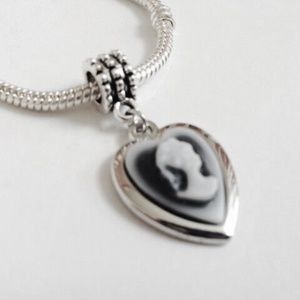 “Cameo” Dangling Charm Bead For European Style Charm Bracelets or Necklace
